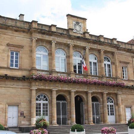 Etape Moulinoise Moulins (Allier) Exterior foto